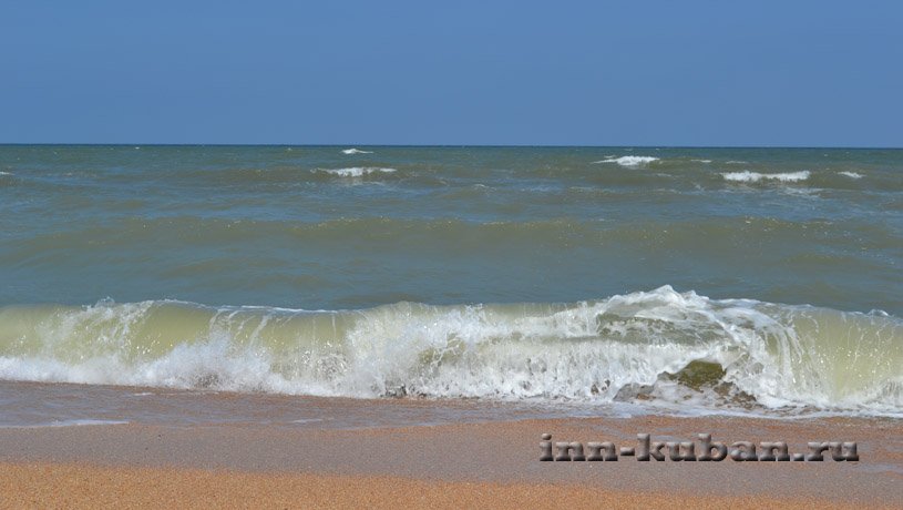 волны на Азовском море